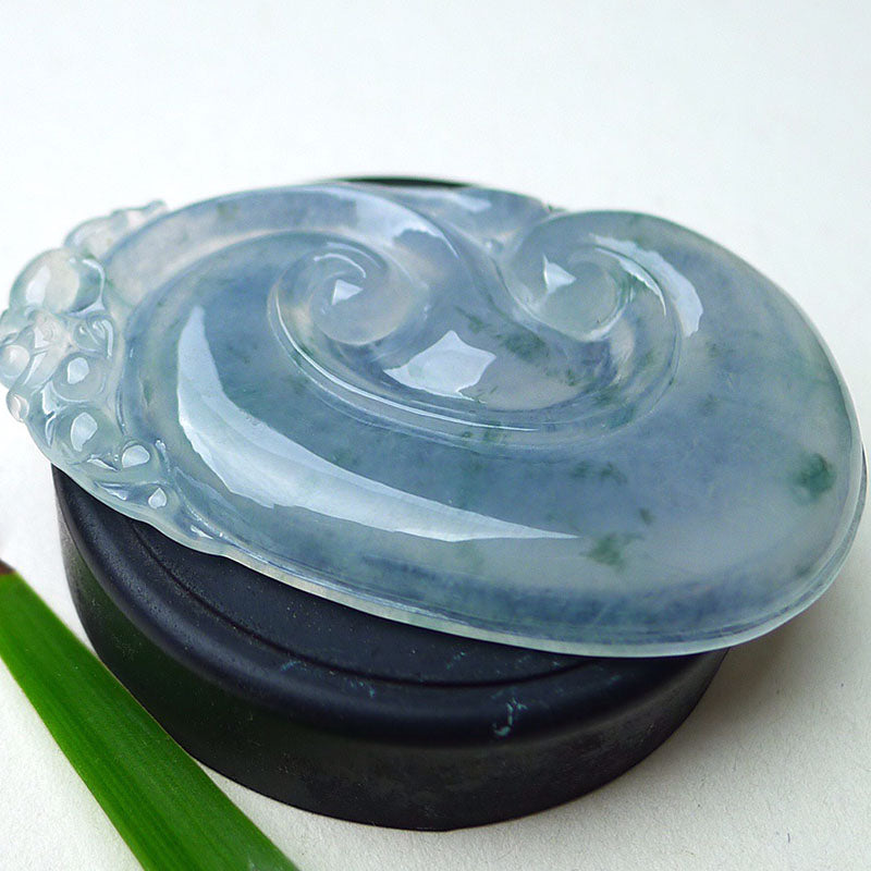 Natural jadeite A is exquisite, water moistening ice seed floating flower seed water is good, jade quality is exquisite, oil moistening jade is satisfactory